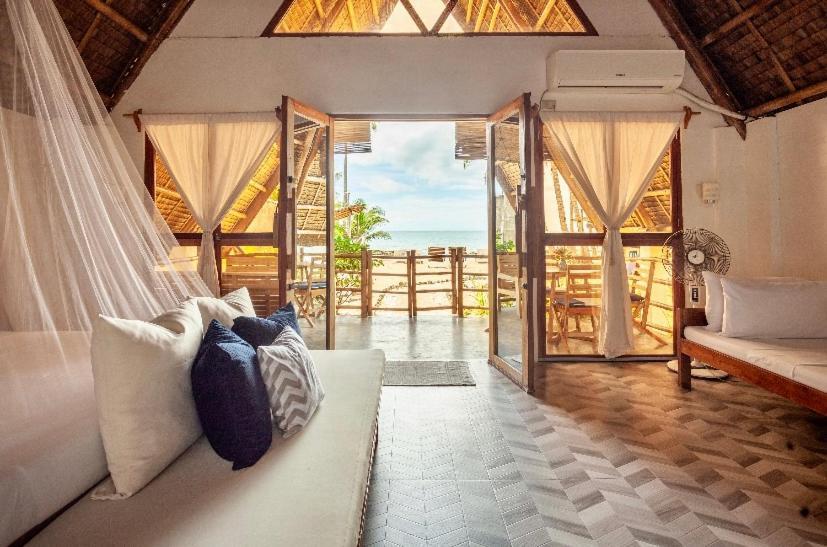 Surya Beach Resort Palawan Aborlan Ngoại thất bức ảnh