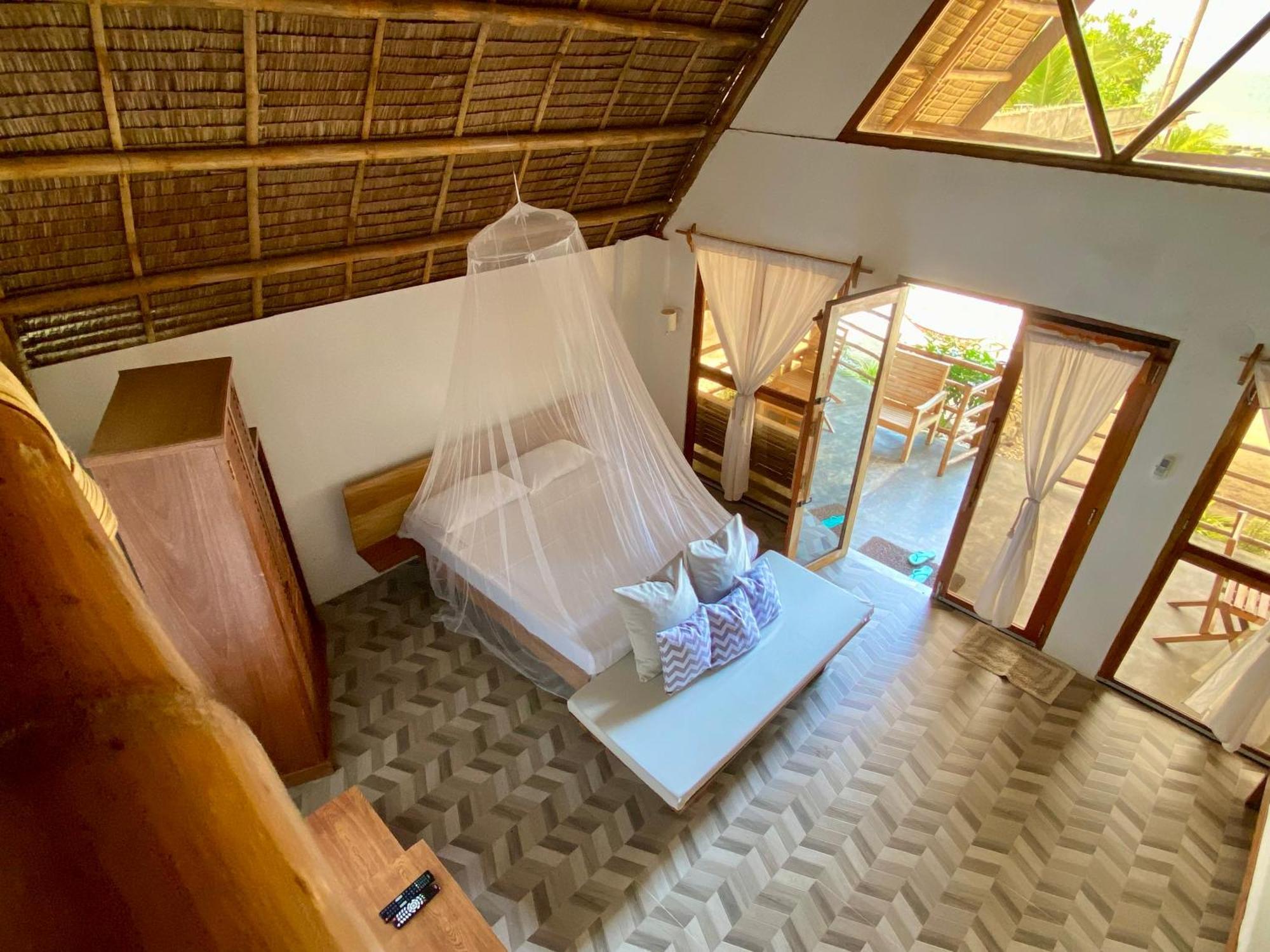 Surya Beach Resort Palawan Aborlan Ngoại thất bức ảnh